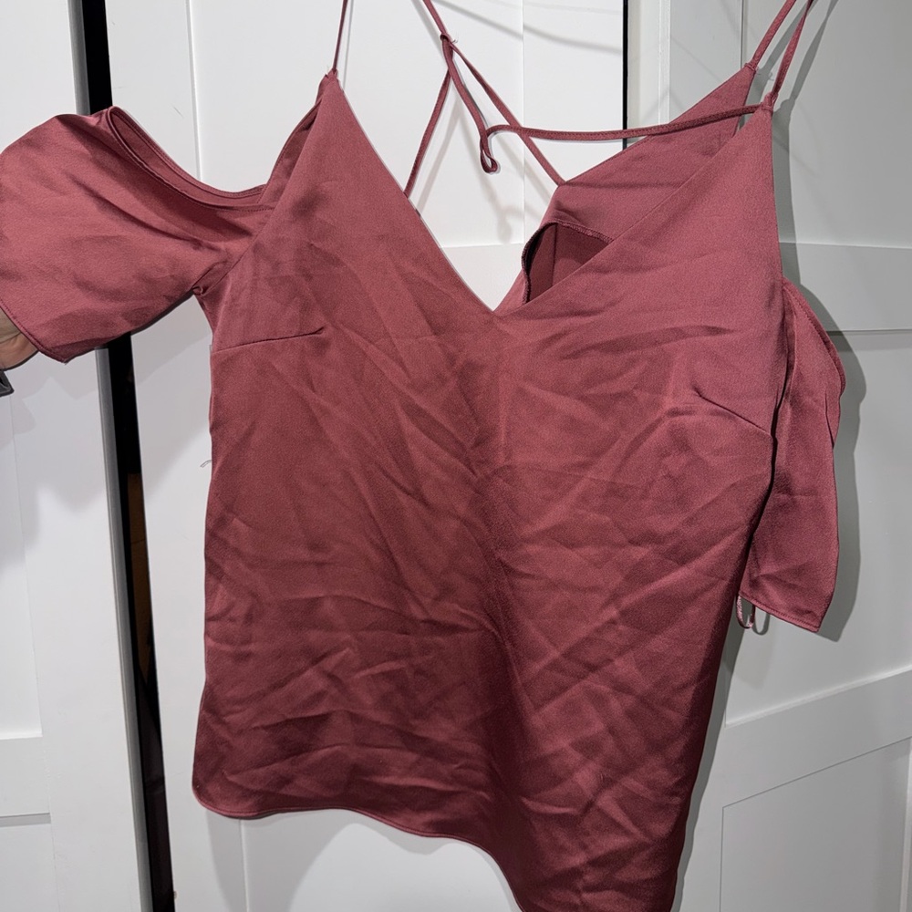 Dynamite Dusty Rose Cold-Shoulder V-Neck Camisole
